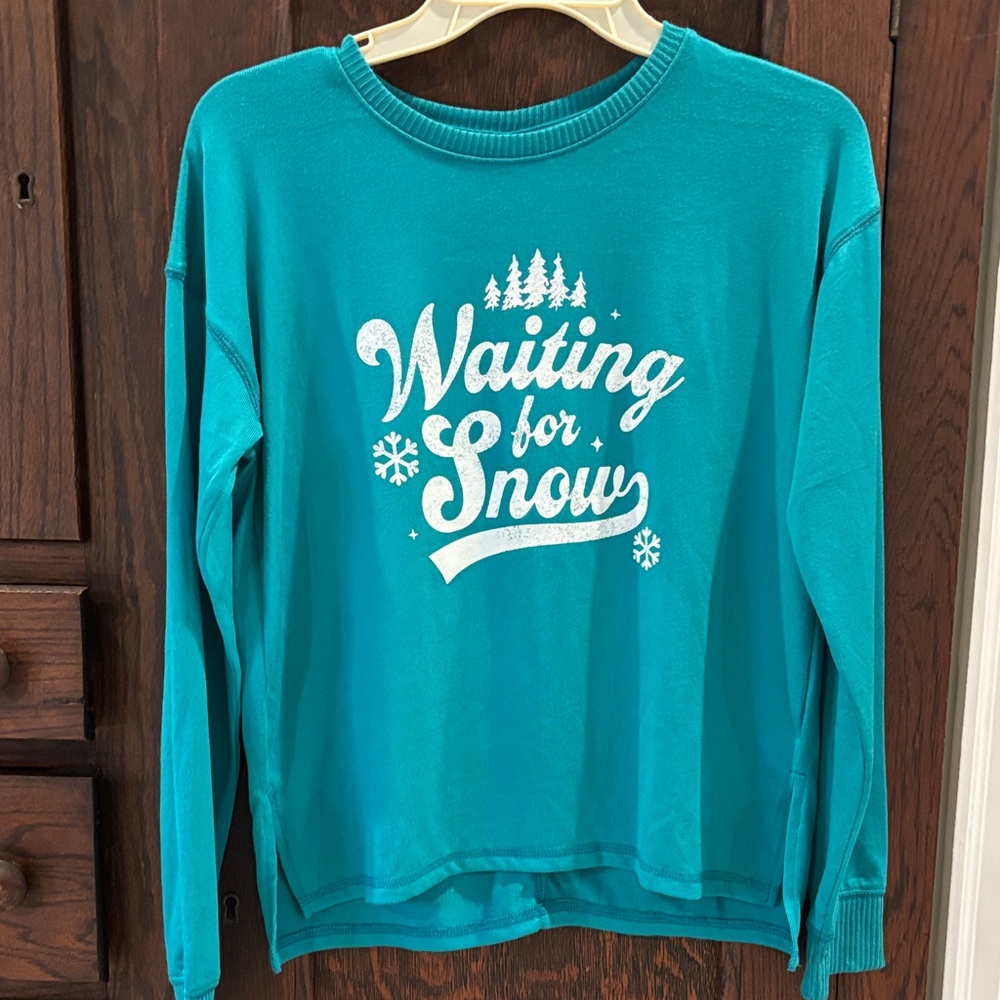 SO Turquoise Kids Crew Neck with Snow Print